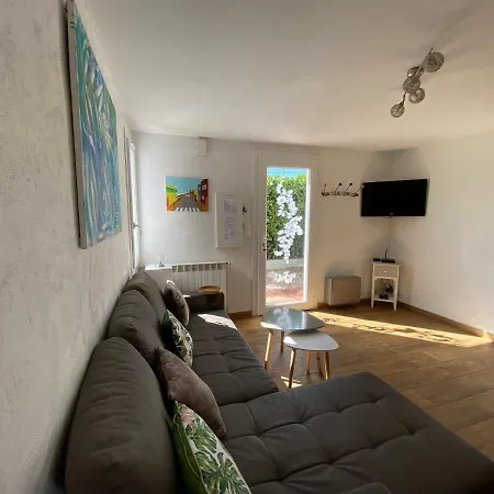 Appartement T2 Sur Quartier D'hendaye *